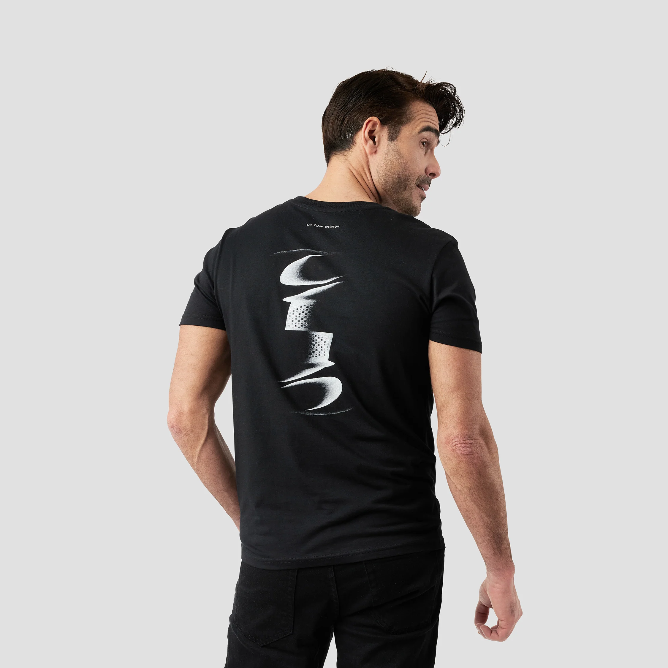 ABSTRACT GRAPHIC T-SHIRT - Image 3