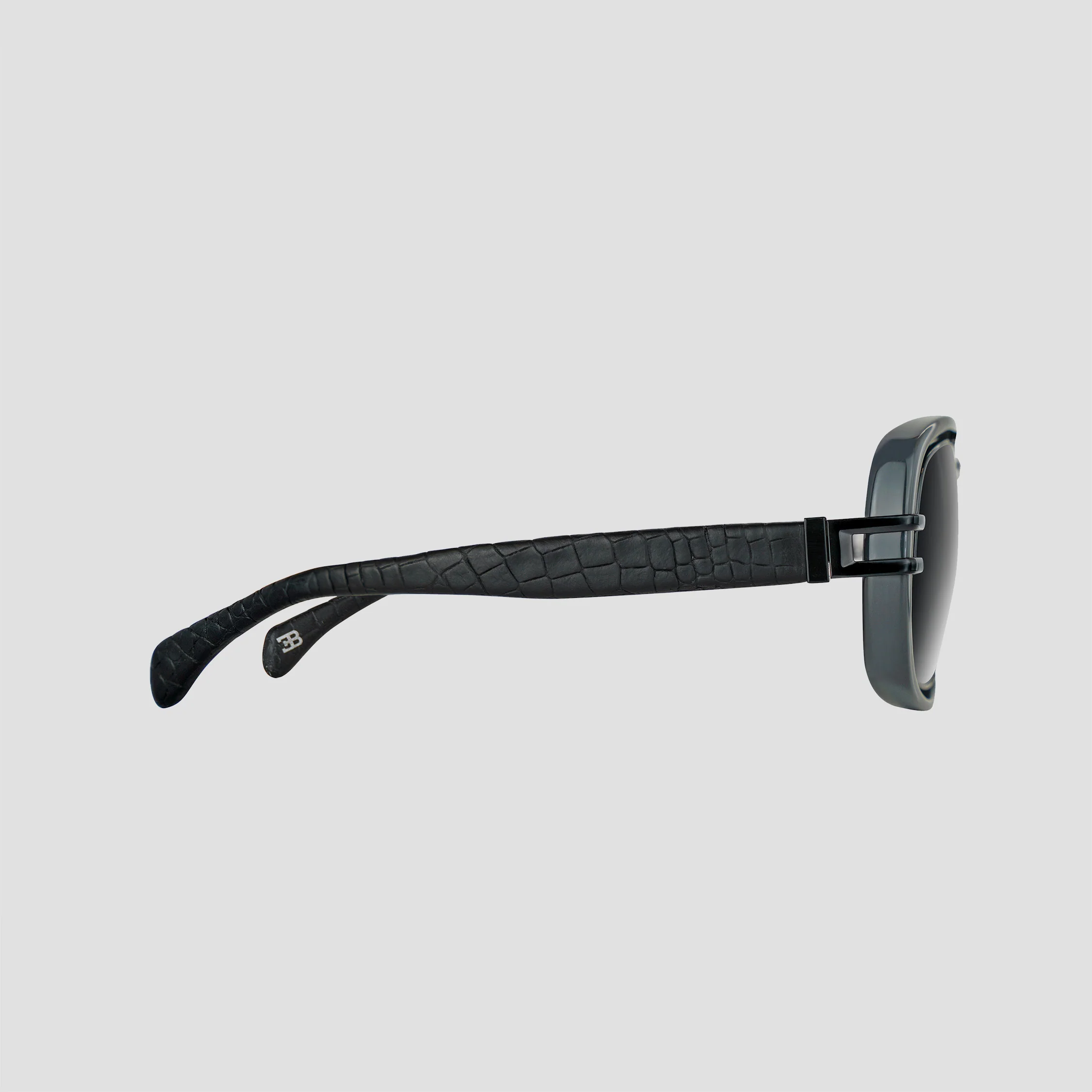 BUGATTI EYEWEAR MODEL 07 - Image 4