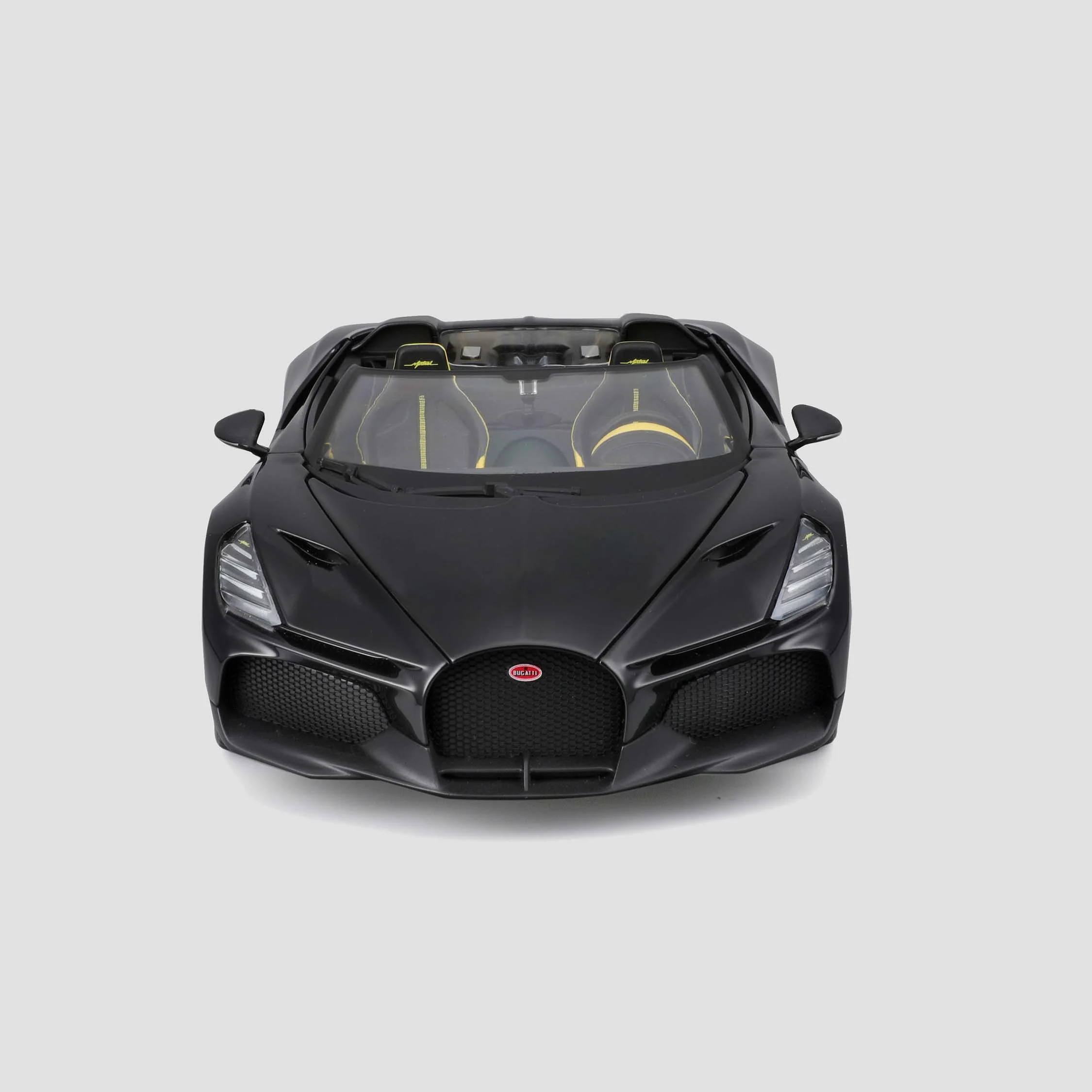 BUGATTI MISTRAL SCALE MODEL 1:18 BLACK - Image 4